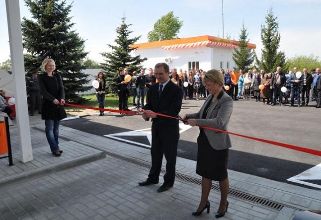 A new petrol station in the village of Mokrany