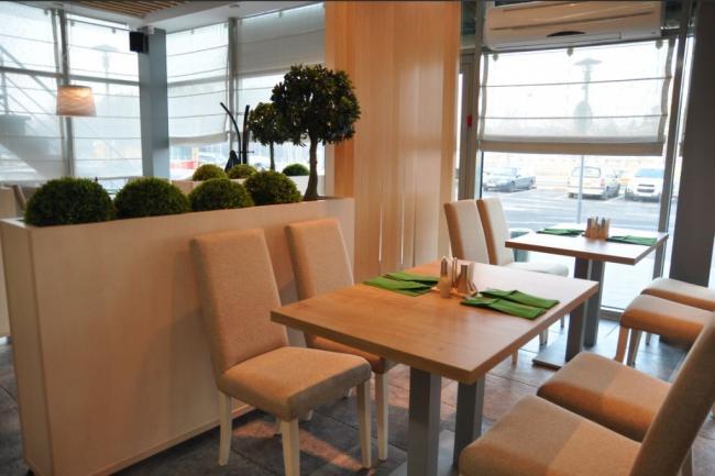 A New Year’s Corporate Gathering in A-Café