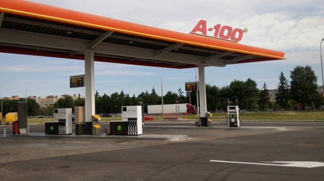 A-100 Chain of Petrol Stations Opens a Supermarket at the Petrol Station in Novy Dvor